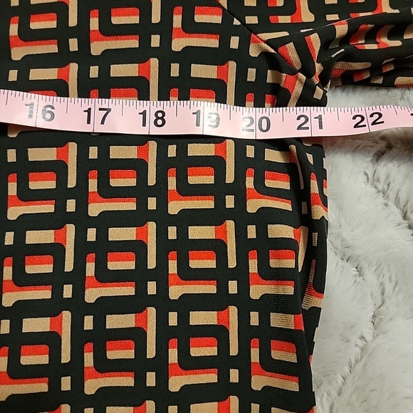 Anne Klein Size L Top Long Sleeve Elastic Cuffs Multicolor Gold Hardware Detail - Picture 10 of 12